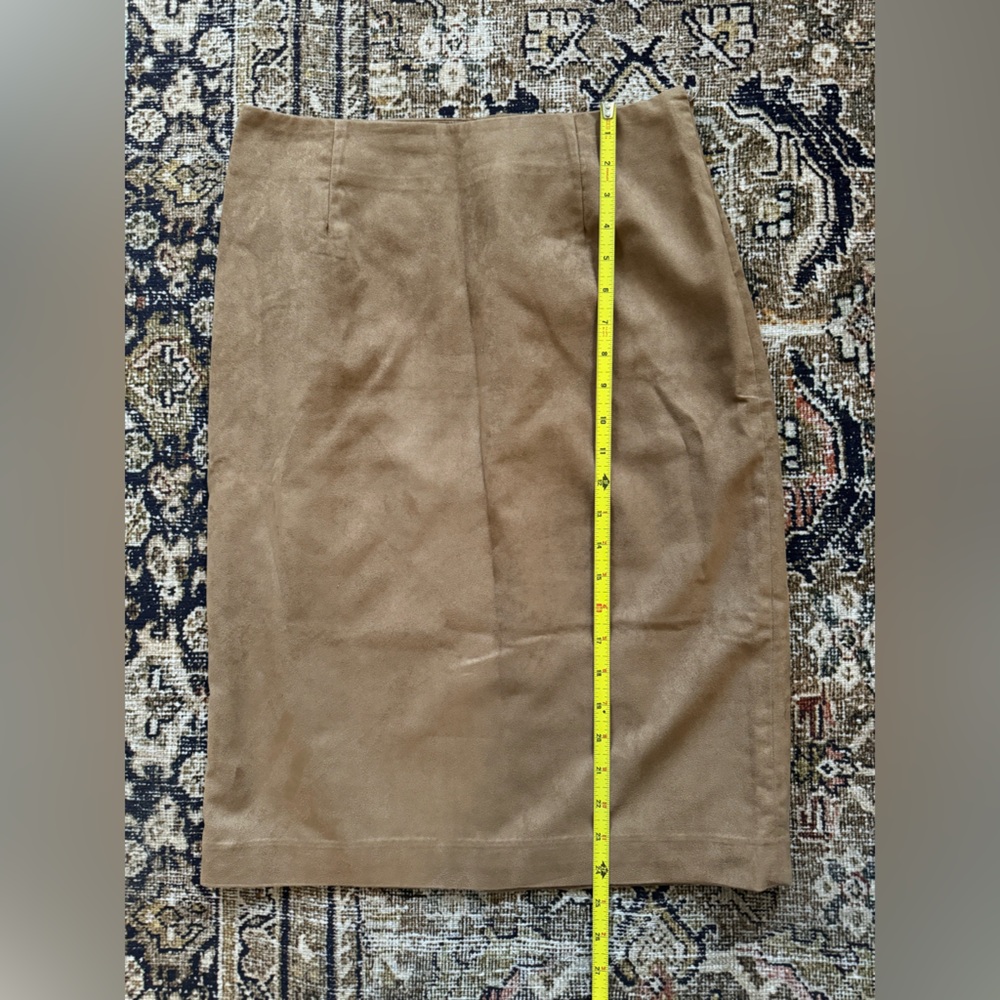 Women’s 6 Suede Camel Pencil Skirt